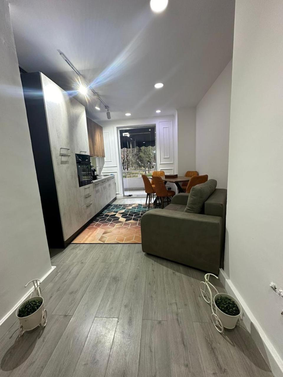 Park View Central Apartment Tirana Exterior photo